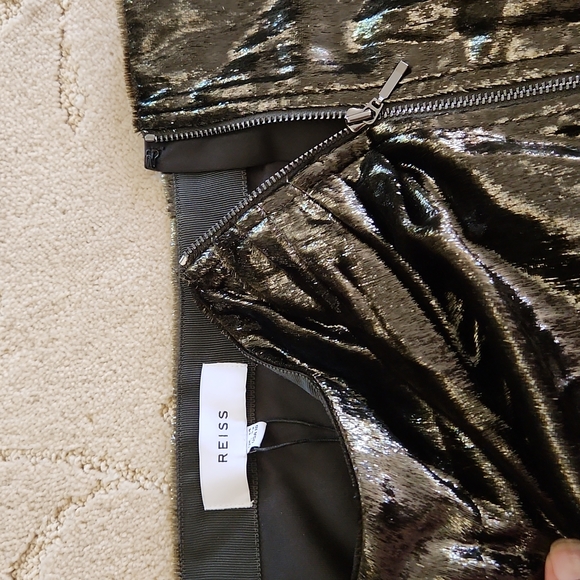 NWT REISS | Leena Velvet Midi Skirt - Picture 10 of 10